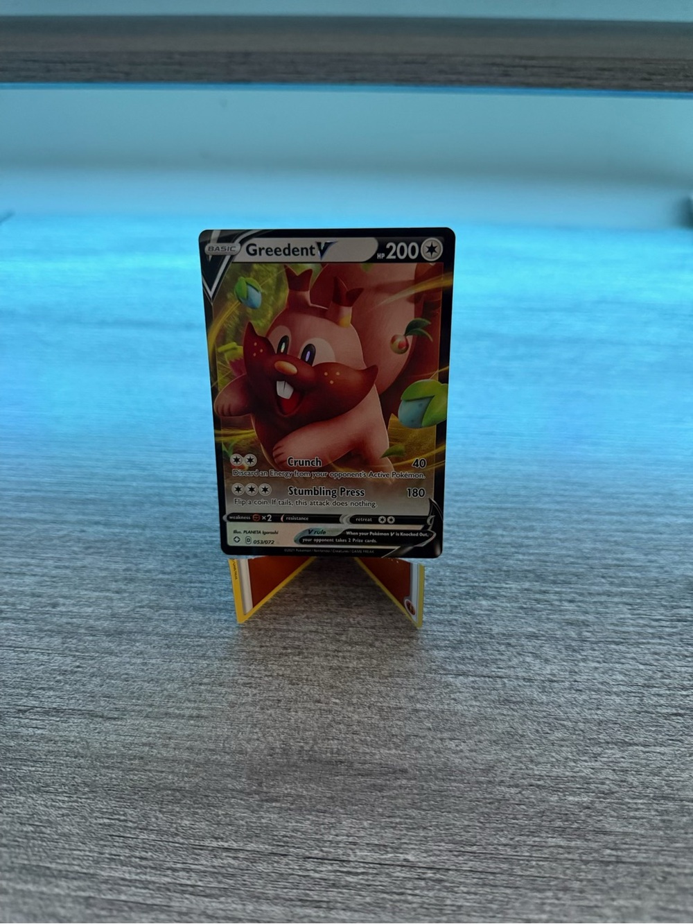 Pokemon Greedent V Trading Card - Pink, Green
